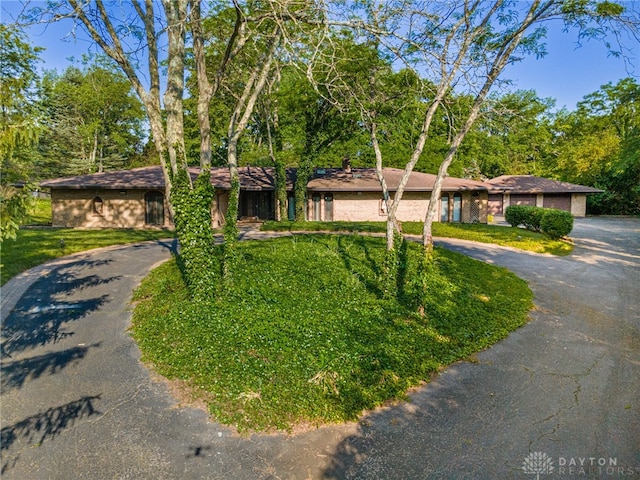 6601 Mad River Rd, Washington Twp, OH 45459 - photo 1