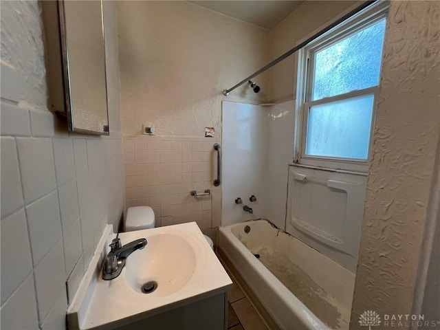 395 Purcell Ave, Cincinnati, OH 45205 - photo 7