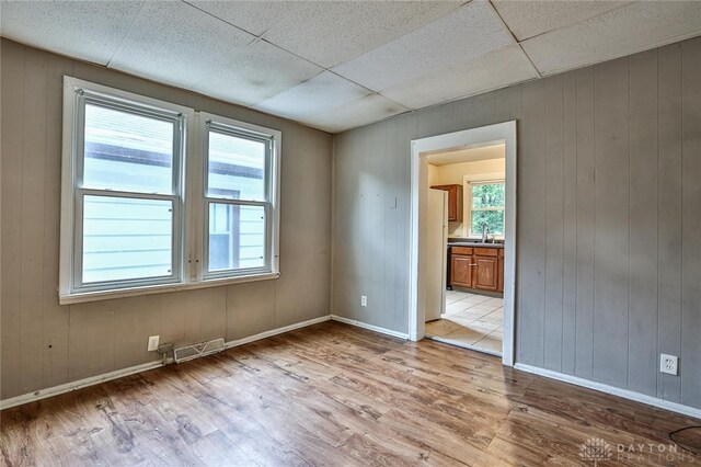 395 Purcell Ave, Cincinnati, OH 45205 - photo 14