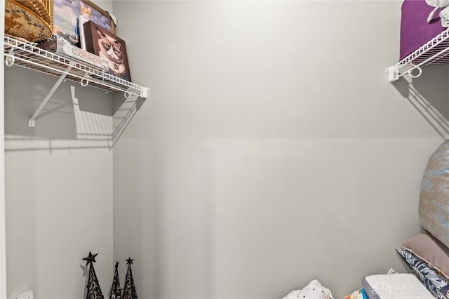 1796 Archerfield Pl, Miamisburg, OH 45342 - view of walk in closet