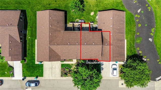 7607 Paragon Commons Cir, Dayton, OH 45459 - aerial view of property and surrounding area featuring property boundaries highlighted