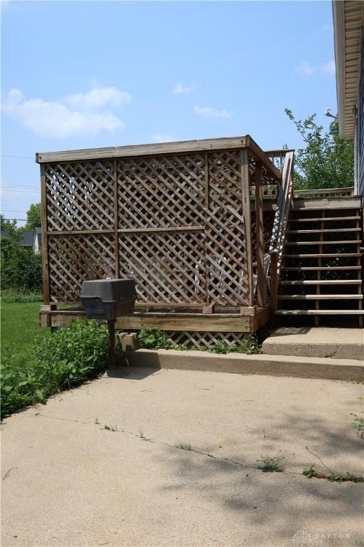 704 Trafalgar Ct, Middletown, OH 45044
