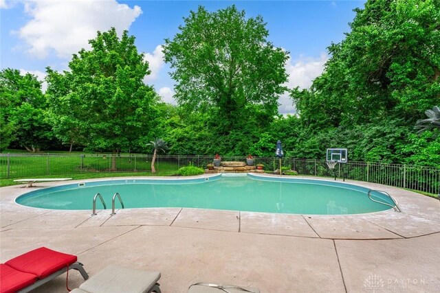 5561 Benner Rd, Miamisburg, OH 45342 - photo 17