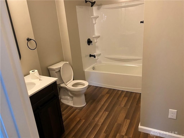 3348 Phillipsburg Union Rd, Englewood, OH 45322 - bathroom with vanity, bathtub / shower combination, and wood finished floors