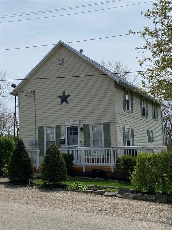 125 E Market St, Springboro, OH 45066 - view of front of home with a wooden deck