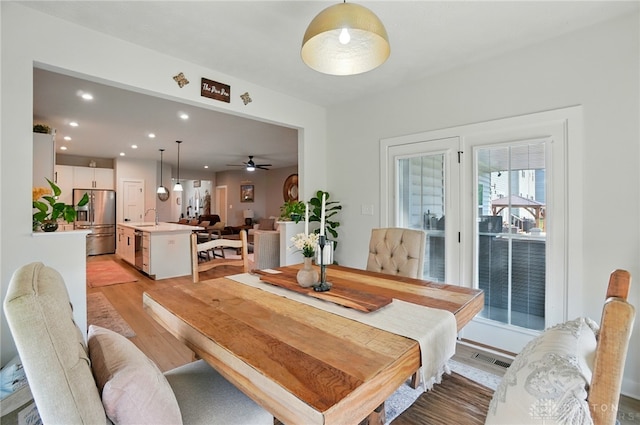 181 Cresting Rd, Fairborn, OH 45324 - dining space featuring light wood-style floors, ceiling fan, and recessed lighting