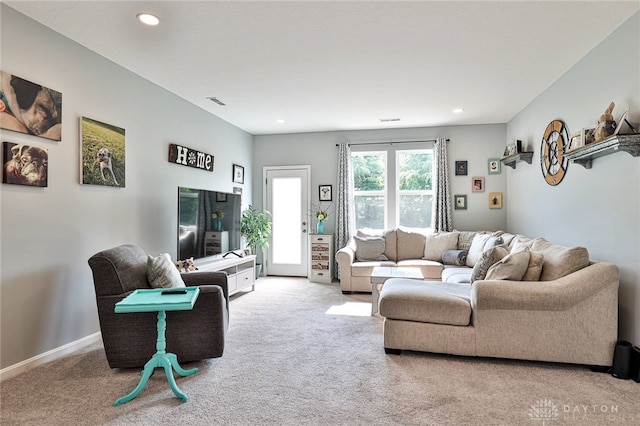 928 Southline Dr, Lebanon, OH 45036 - carpeted living room with recessed lighting