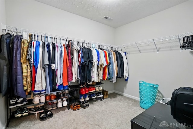 720 Diamond Loop, Middletown, OH 45044 - spacious closet featuring carpet