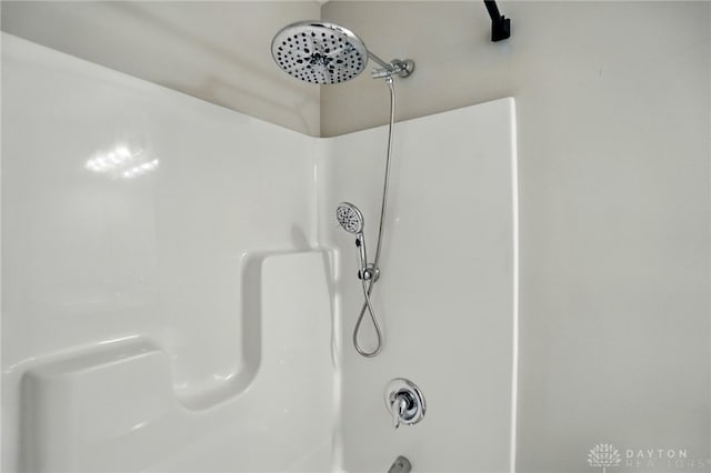720 Diamond Loop, Middletown, OH 45044 - bathroom view