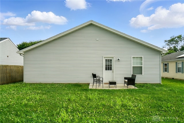 720 Diamond Loop, Middletown, OH 45044 - back of house featuring a patio area