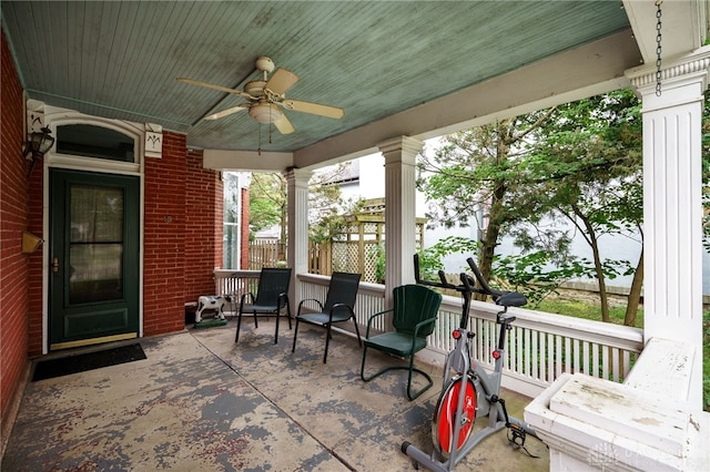 18 E Washington St, Jamestown Vlg, OH 45335 - covered porch with a ceiling fan