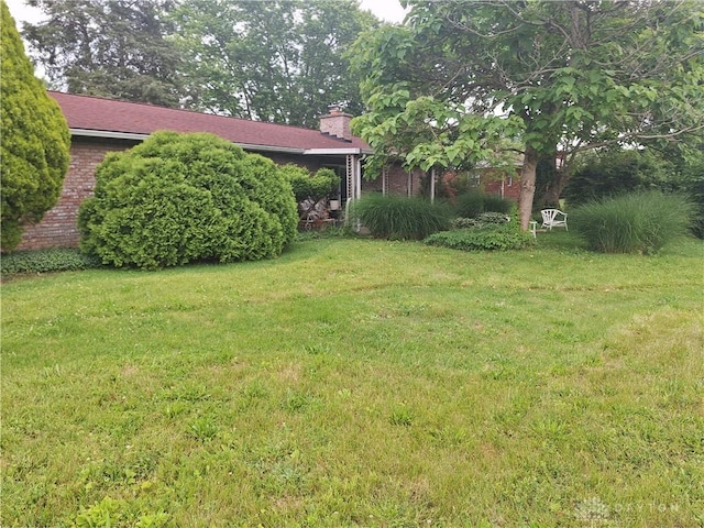 291 Chamberlin Rd, Carlisle, OH 45005 - view of grassy yard