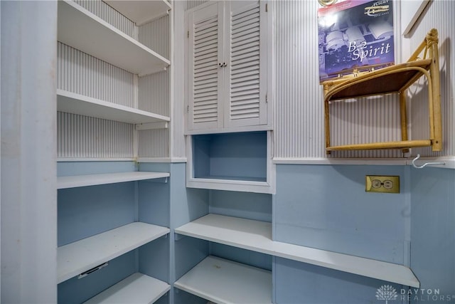 301 E Peach Orchard Ave, Oakwood, OH 45419 - view of storage area