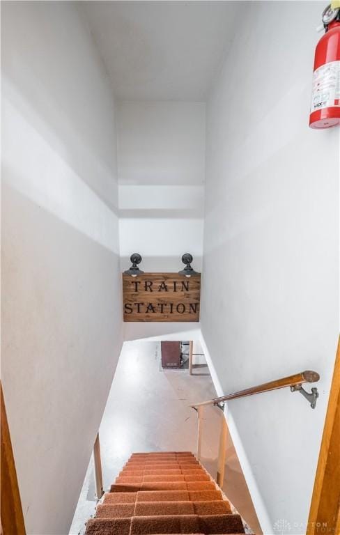 2435 S County Road 25a, Troy, OH 45373 - view of staircase