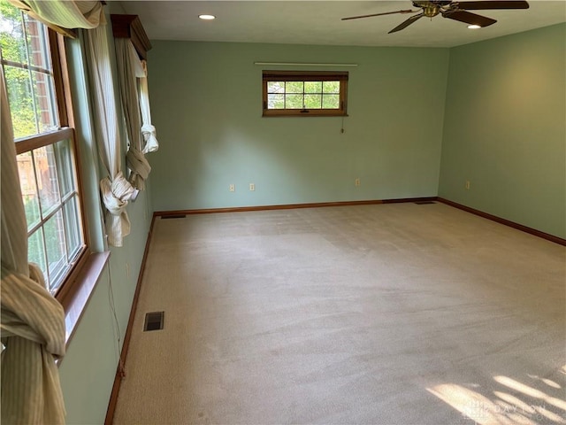 215 W Martindale Rd, Englewood, OH 45322 - carpeted empty room featuring a ceiling fan and recessed lighting
