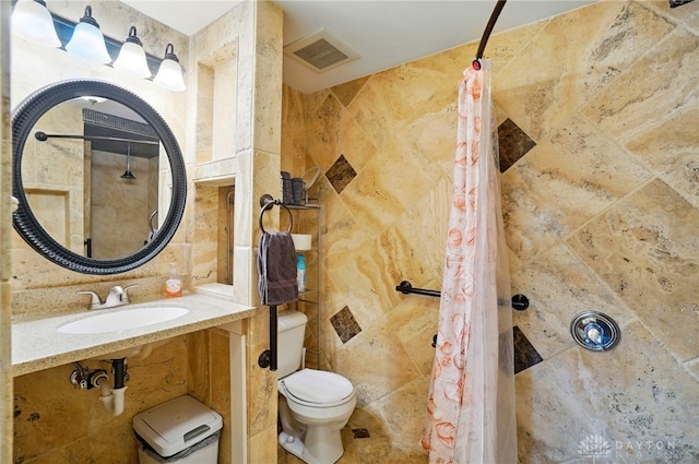 2946 Rockledge Trl, Beavercreek, OH 45430 - bathroom with tile walls and a tile shower
