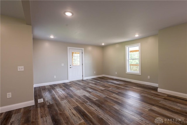 506 Linden Ave, Dayton, OH 45403 - spare room with dark wood-style flooring and recessed lighting