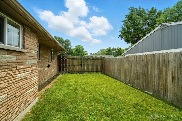 75 Royal Dr, Springboro, OH 45066 - view of fenced backyard