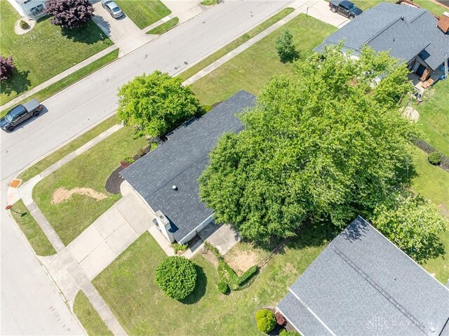 390 Washington Ave, Wilmington, OH 45177 - drone / aerial view