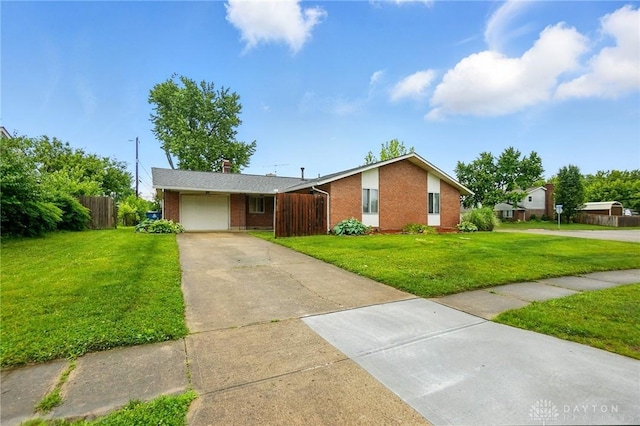 7100 Lunceford Dr, Dayton, OH 45424 - photo 2