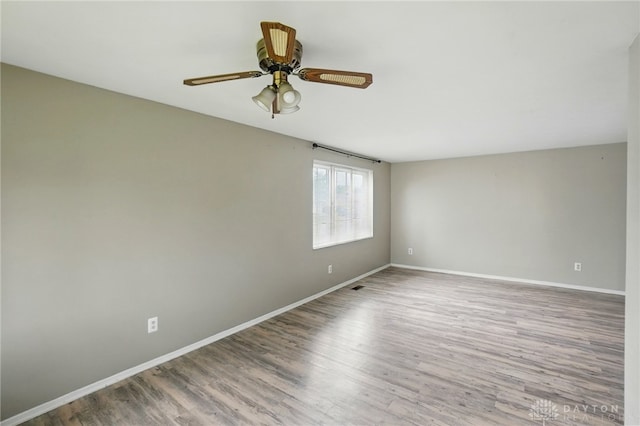 7100 Lunceford Dr, Dayton, OH 45424 - photo 9