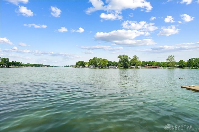 855 Quarry Rd, Silver Creek Twp, OH 45335 - water view