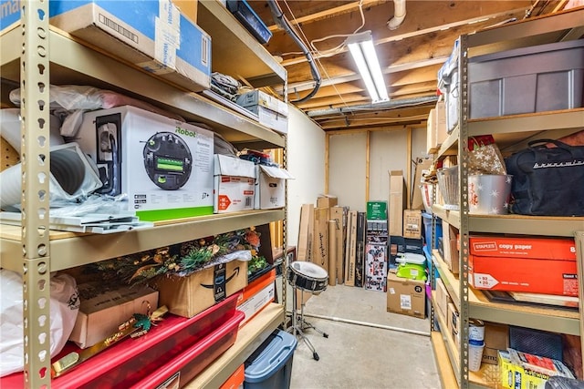 2025 Seneca Dr, Troy, OH 45373 - view of storage area