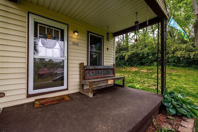 4510 Trenton Franklin Rd, Middletown, OH 45042 - view of porch