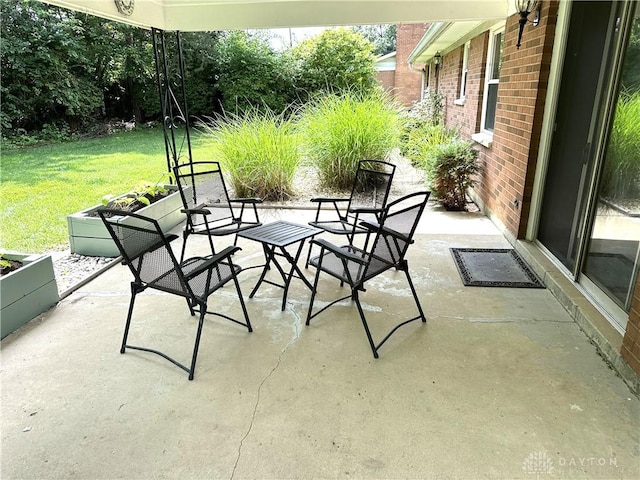 956 Sharewood Ct, Dayton, OH 45429 - photo 25