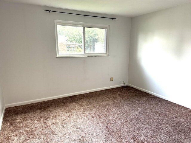 956 Sharewood Ct, Dayton, OH 45429 - photo 17