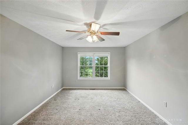 5015 Riverview Ave, Middletown, OH 45042 - spare room featuring ceiling fan and carpet