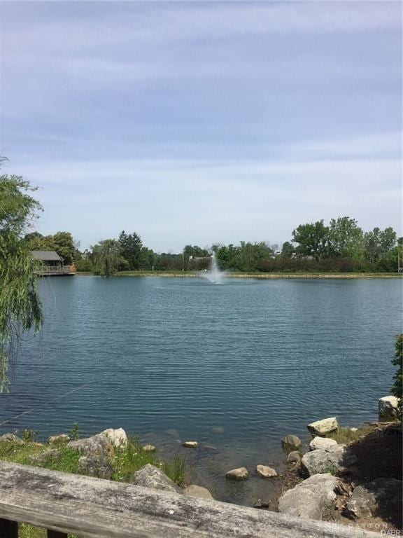 1116 Eagle Feather Cir Unit B, West Carrollton, OH 45449 - water view
