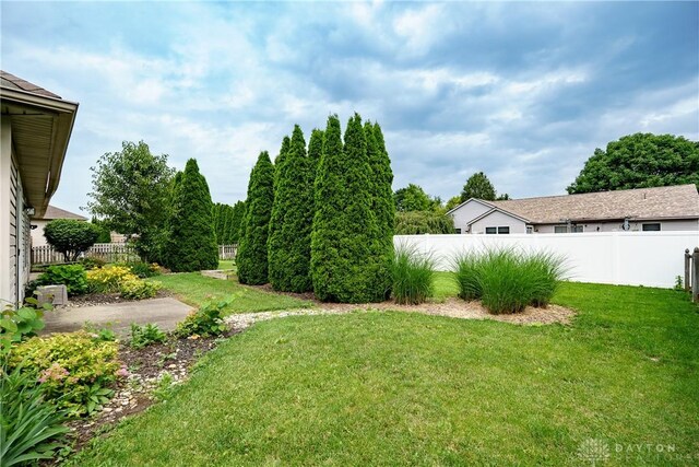 1360 Adamsmoor Dr, Waynesville, OH 45068 - view of yard