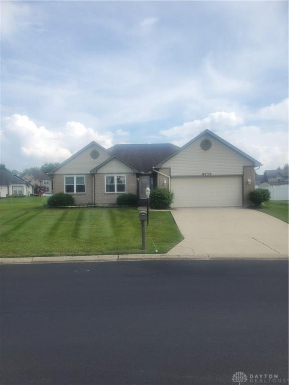2380 Pewter Hills Ct, Miamisburg, OH 45342 - photo 1