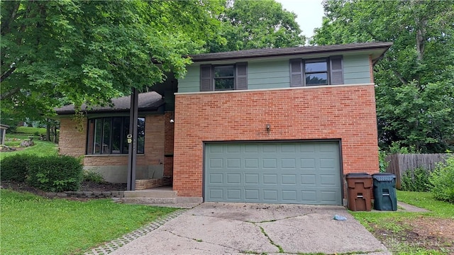 5604 Joyce Ann Dr, Dayton, OH 45415 - photo 1