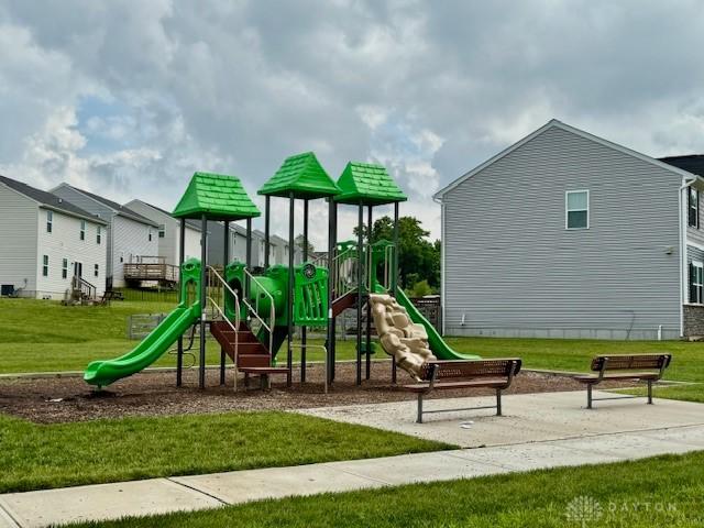 6460 Woodcreek Dr, Middletown, OH 45042 - community playground featuring a yard