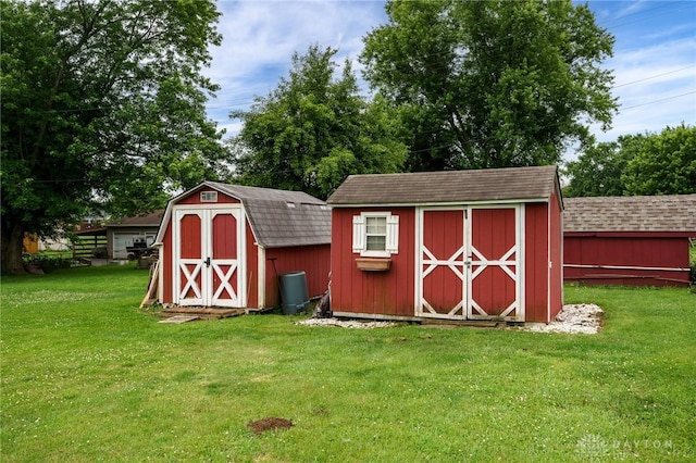8866 Meadowlark Dr, Franklin, OH 45005 - view of shed