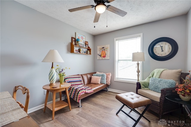 9256 Amchar Ct, Dayton, OH 45458 - sitting room with wood finished floors, a textured ceiling, and ceiling fan