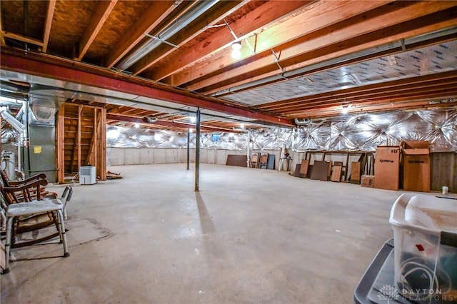 2690 Langtree Ln, Washington Twp, OH 45458 - unfinished below grade area with heating unit