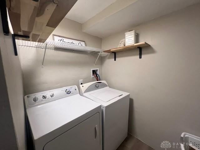 904 Crawford St, Middletown, OH 45044 - laundry room featuring washer and dryer and dark wood-style floors