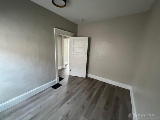 904 Crawford St, Middletown, OH 45044 - unfurnished room featuring baseboards and wood finished floors