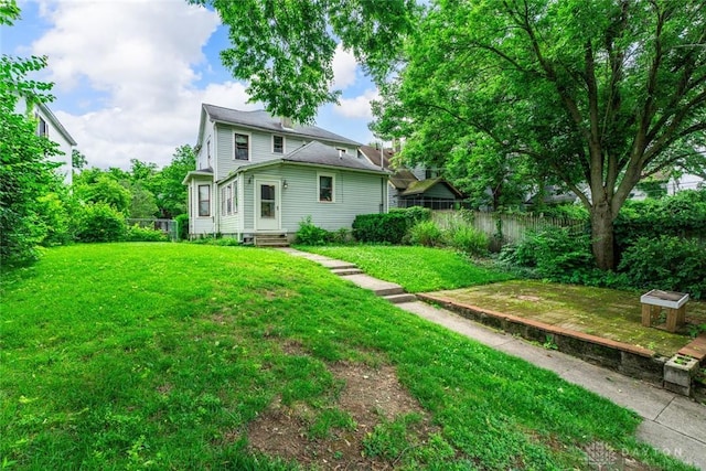 2311 S Dixie Dr, Kettering, OH 45409 - view of yard with entry steps