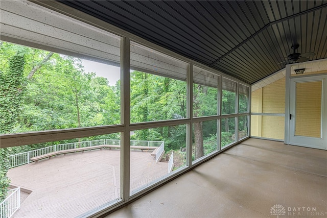 1919 Tait Circle Rd, Kettering, OH 45429 - unfurnished sunroom with a ceiling fan