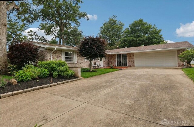 282 Hickory Dr, Greenville, OH 45331 - photo 39