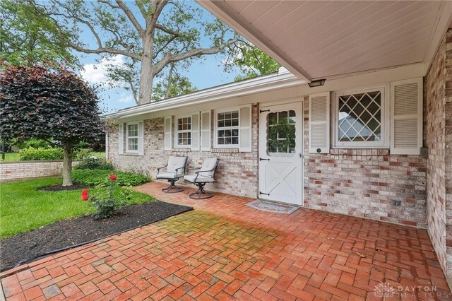 282 Hickory Dr, Greenville, OH 45331 - photo 42