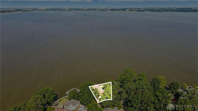 9113 Maple St, Huntsville, OH 43324 - view of property location featuring property parcel outlined and a large body of water