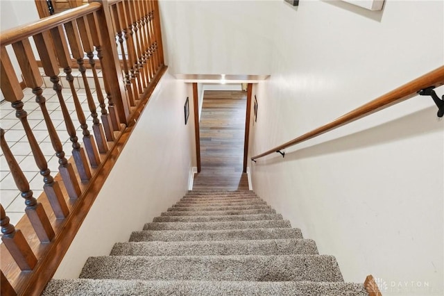 923 Lewis Creek Ct, Xenia, OH 45385 - view of stairs