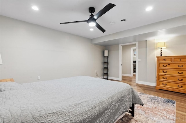 923 Lewis Creek Ct, Xenia, OH 45385 - bedroom featuring wood finished floors, recessed lighting, and ceiling fan