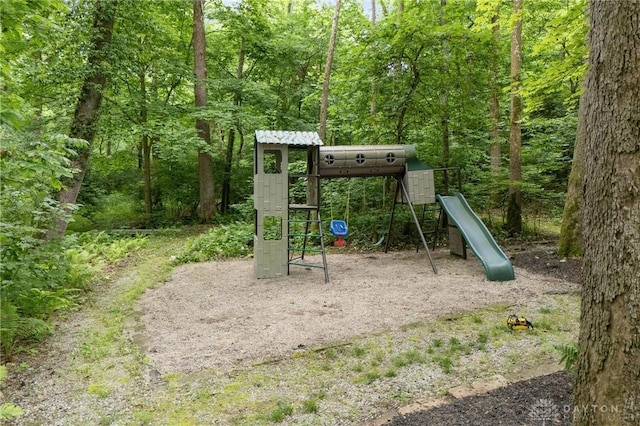 923 Lewis Creek Ct, Xenia, OH 45385 - view of jungle gym with a wooded view