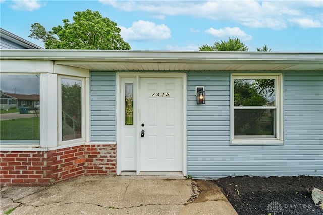 7415 Meadow Dr, Tipp City, OH 45371 - photo 3